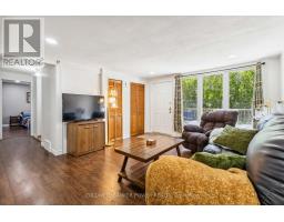52 STUYVESANT PLACE - 29