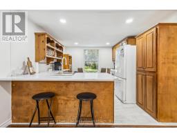 52 STUYVESANT PLACE - 31