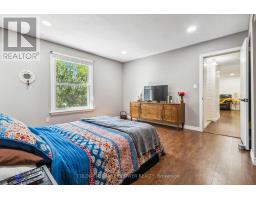 52 STUYVESANT PLACE - 35