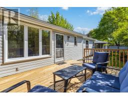 52 STUYVESANT PLACE - 45