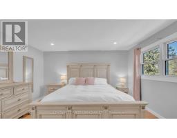 11 - 101 HIGHVIEW AVENUE E - 17