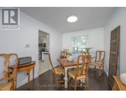 36 LUTON CRESCENT - 21