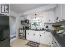 36 LUTON CRESCENT - 23
