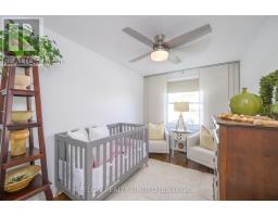 36 LUTON CRESCENT - 25
