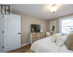 36 LUTON CRESCENT - 27