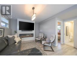 36 LUTON CRESCENT - 31