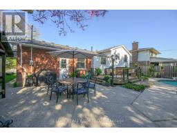 36 LUTON CRESCENT - 6