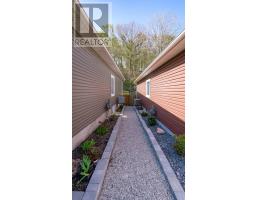 374 GEORGE STREET - 23