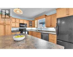 4.5 MORRISON DRIVE - 7