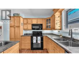 4.5 MORRISON DRIVE - 8