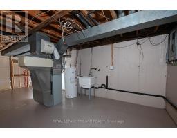 886 NOTRE DAME DRIVE - 21