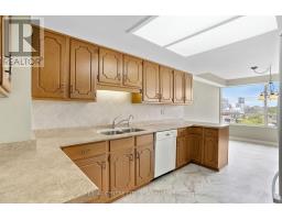 808 - 4 WILLOW STREET - 12