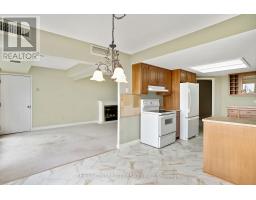 808 - 4 WILLOW STREET - 15