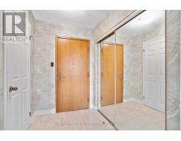 808 - 4 WILLOW STREET - 3