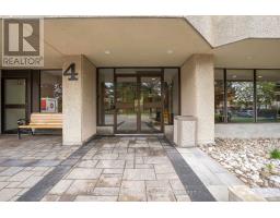 808 - 4 WILLOW STREET - 32