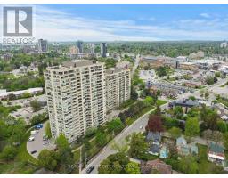 808 - 4 WILLOW STREET - 34