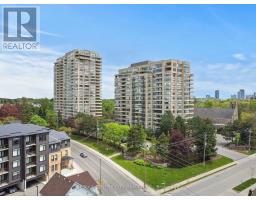 808 - 4 WILLOW STREET - 37