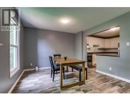 122 ANDOVER DRIVE - 11