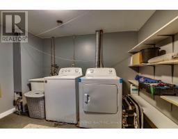122 ANDOVER DRIVE - 25