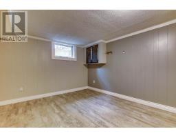 122 ANDOVER DRIVE - 27