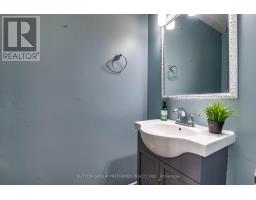 122 ANDOVER DRIVE - 5