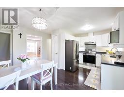 16 - 1535 TROSSACKS AVENUE - 11