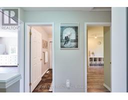 16 - 1535 TROSSACKS AVENUE - 14