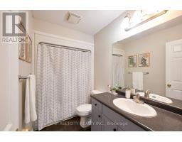 16 - 1535 TROSSACKS AVENUE - 26