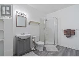 27 - 270 NORTH CENTRE ROAD - 26