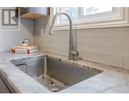 82 - 40 TIFFANY DRIVE - 6