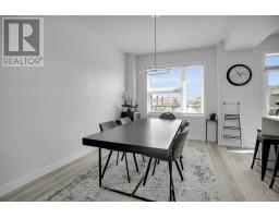 28 - 3380 SINGLETON AVENUE - 9