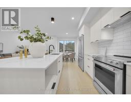 28 - 1175 RIVERBEND ROAD - 15