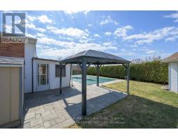 144 MERIDENE CRESCENT W - 35
