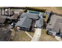 144 MERIDENE CRESCENT W - 43