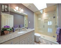 3 OLD OAK LANE - 27