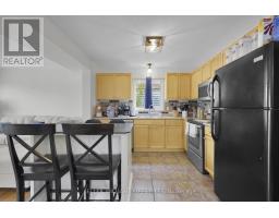 1226 DARNLEY BOULEVARD - 19