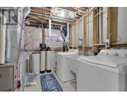 1226 DARNLEY BOULEVARD - 36