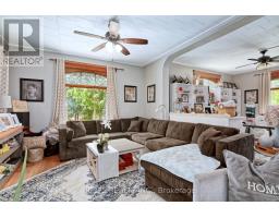 3065 BRIGDEN ROAD - 10