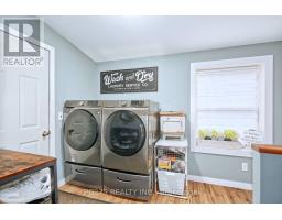 3065 BRIGDEN ROAD - 15