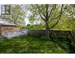 58 SUNRISE CRESCENT - 28