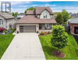 52 OWEN COURT - 2
