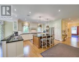 1597 GLOUCESTER ROAD - 22