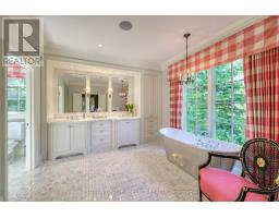 1597 GLOUCESTER ROAD - 34