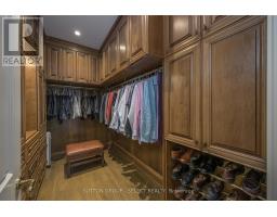 1597 GLOUCESTER ROAD - 36
