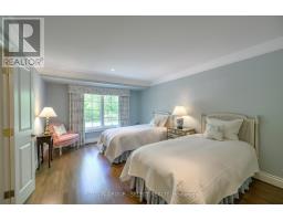 1597 GLOUCESTER ROAD - 42
