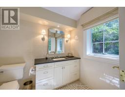 1597 GLOUCESTER ROAD - 46