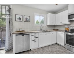 65 - 720 DEVERON CRESCENT - 10