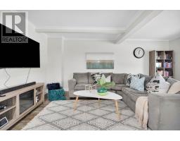 65 - 720 DEVERON CRESCENT - 3