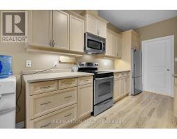 34 OAKWOOD LINKS LANE - 15