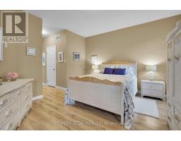 34 OAKWOOD LINKS LANE - 20